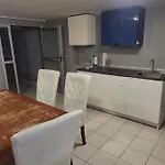 Vandrerhjem Rooms4rest Wiertnicza - Private For Tourists