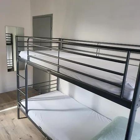 Albergue Rooms4rest Wiertnicza - Private For Tourists *