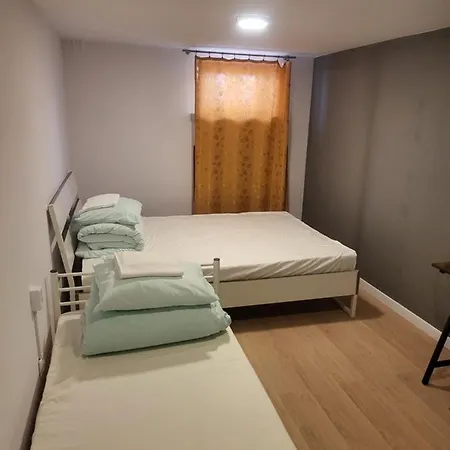Rooms4rest Wiertnicza - Private For Tourists - Atr Consulting Sp, Z O,o, Hostel *
