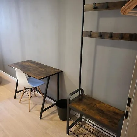 Rooms4rest Wiertnicza - Private For Tourists Varsovia
