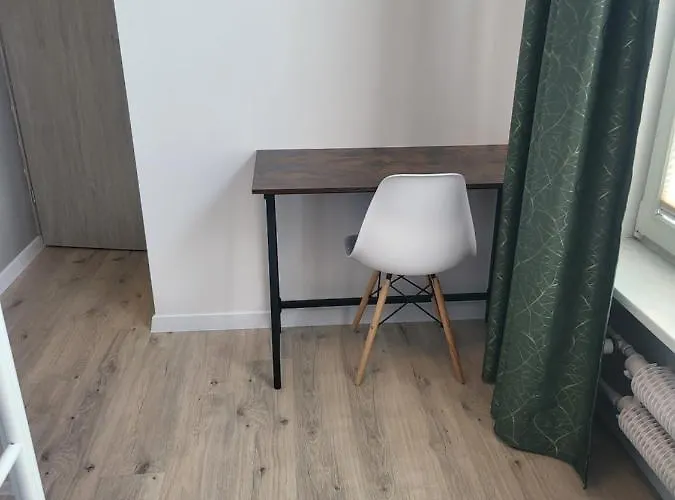 Rooms4rest Wiertnicza - Private For Tourists