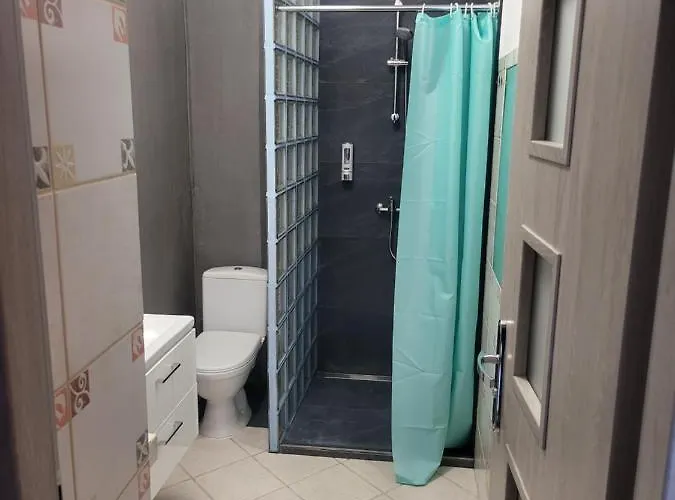 Rooms4rest Wiertnicza - Private For Tourists Hostel Warszawa