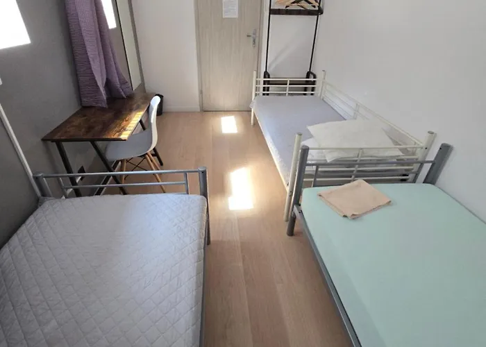 Hostel Rooms4rest Wiertnicza - Private For Tourists Warszawa