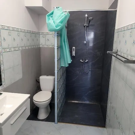 Hostel Rooms4rest Wiertnicza - Private For Tourists Varsó