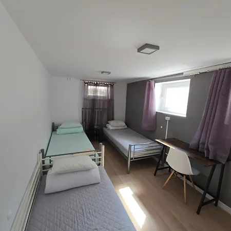 Rooms4rest Wiertnicza - Private For Tourists Varsó