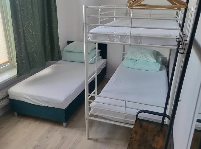 Rooms4rest Wiertnicza - Private For Tourists *