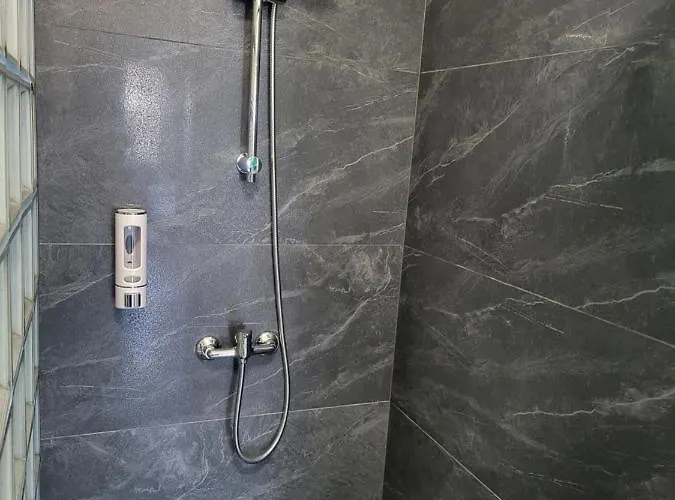 Rooms4rest Wiertnicza - Private For Tourists *