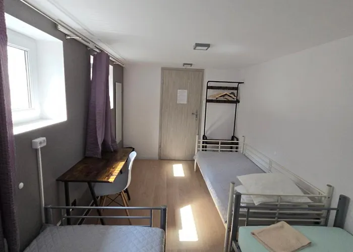 Rooms4rest Wiertnicza - Private For Tourists